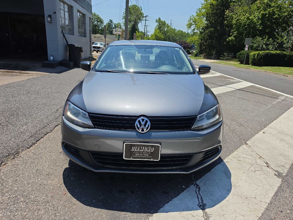 2014 Volkswagen Jetta Image 2