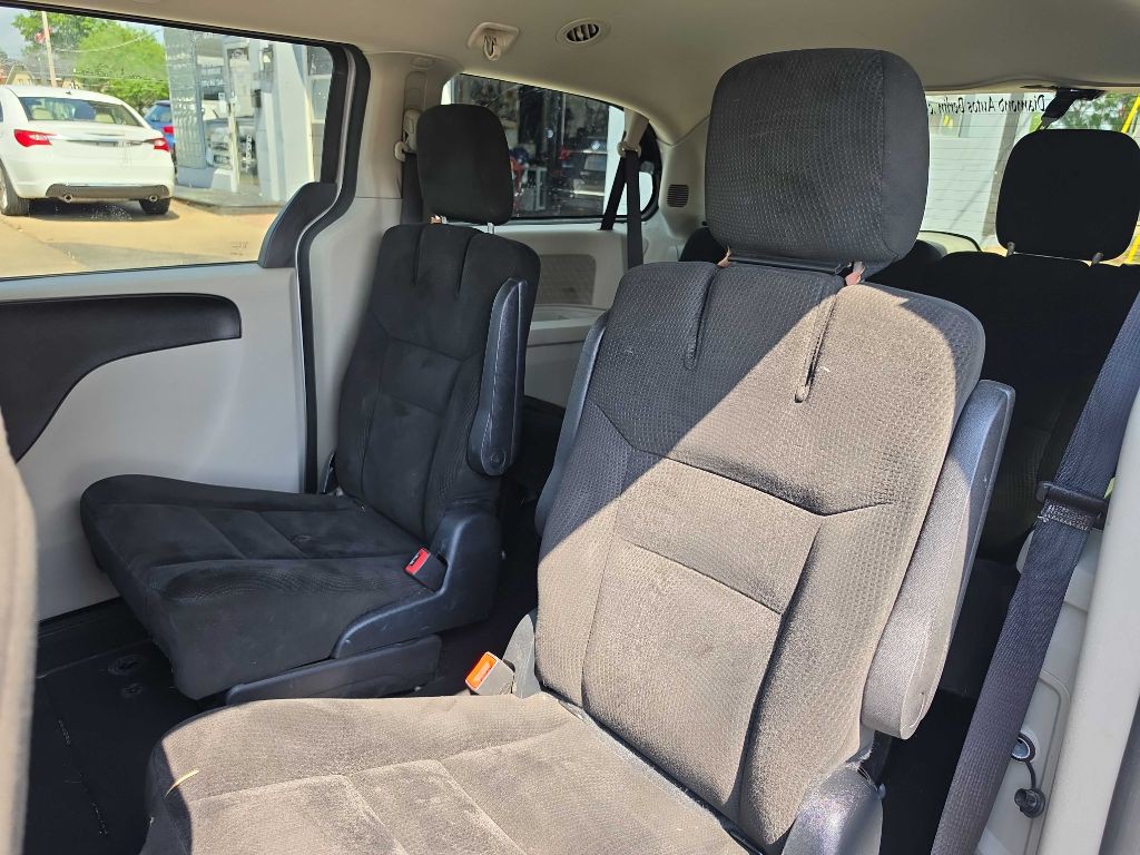 2016 Dodge Grand Caravan Image 12
