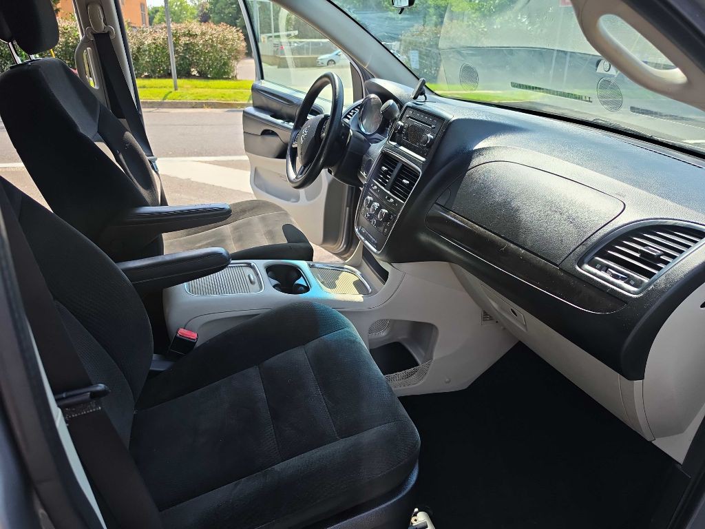 2016 Dodge Grand Caravan Image 16