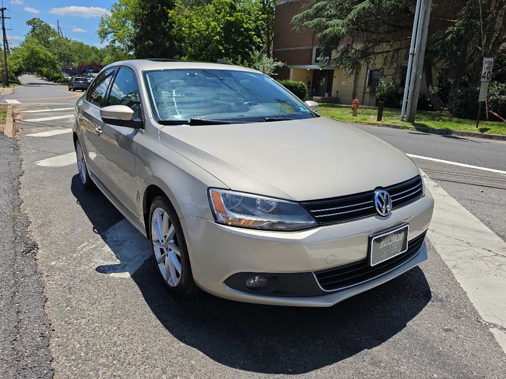 2013 Volkswagen Jetta Image 3
