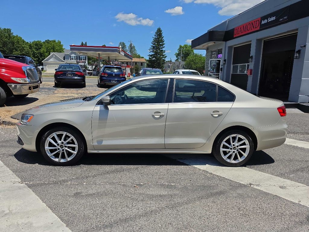 2013 Volkswagen Jetta Image 8