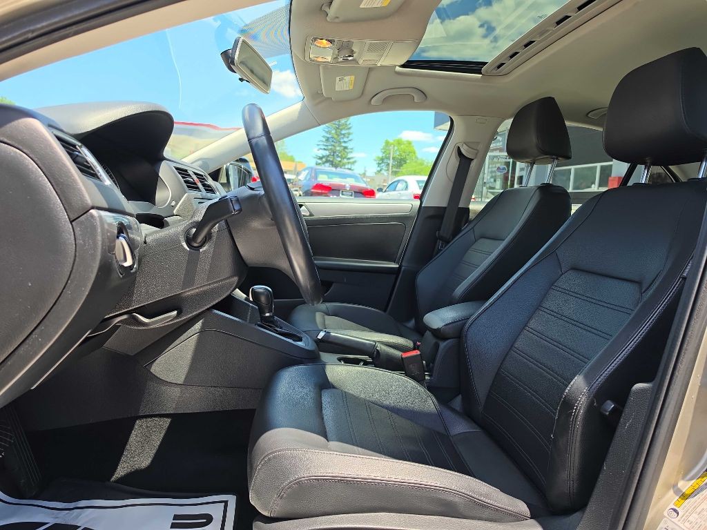 2013 Volkswagen Jetta Image 10