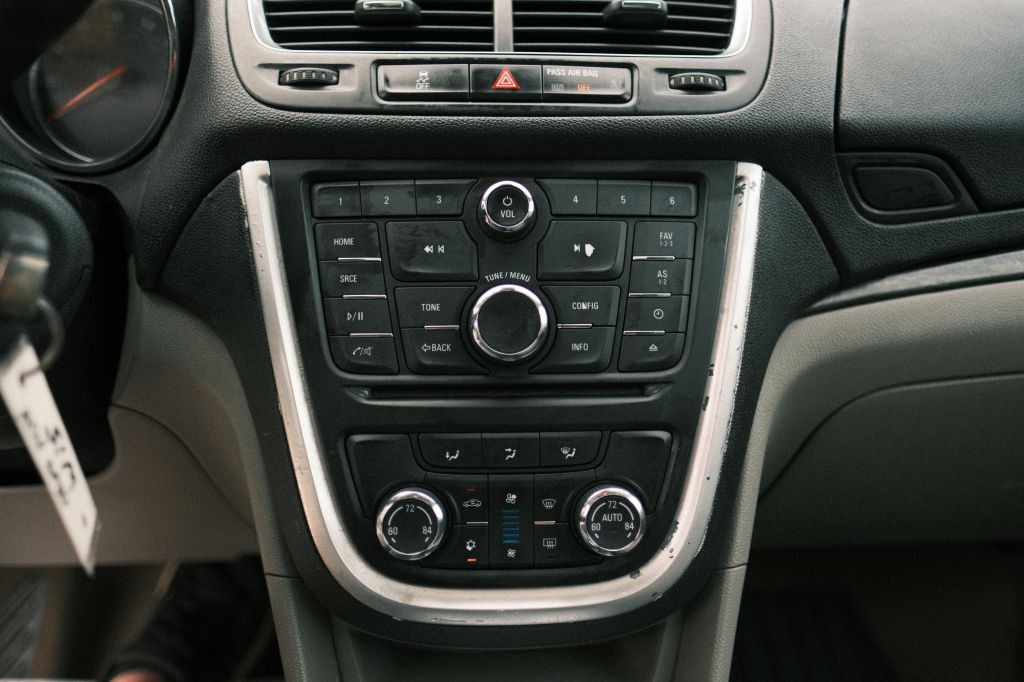 2015 Buick Enclave Image 16