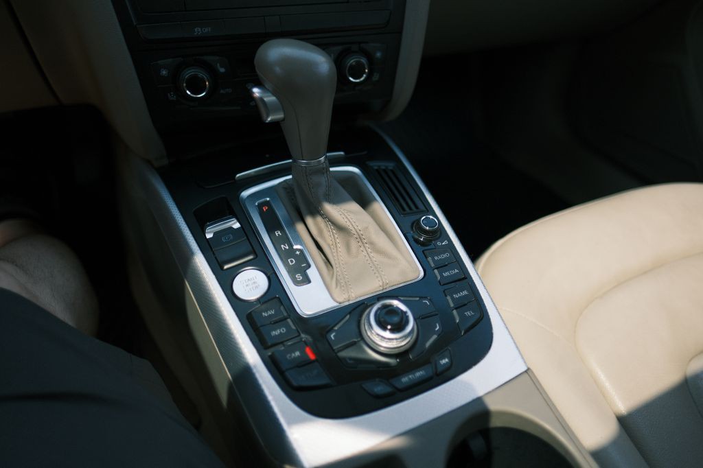 2012 Audi A4 Image 16