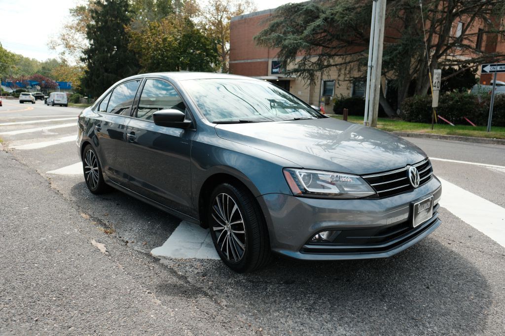 2016 Volkswagen Jetta Image 3