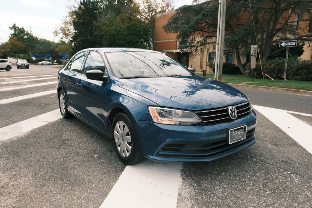2016 Volkswagen Jetta Image 3