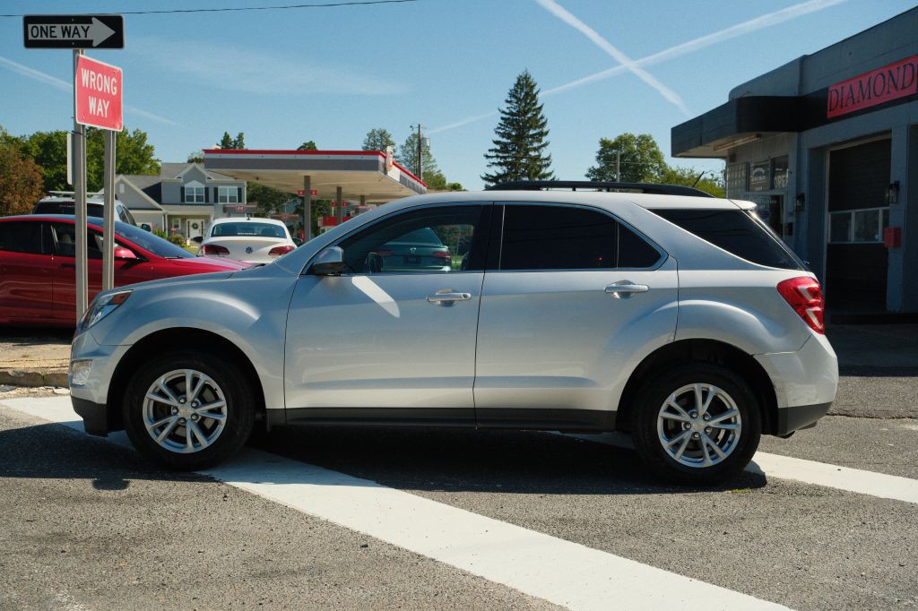 2017 Chevrolet Equinox Image 8