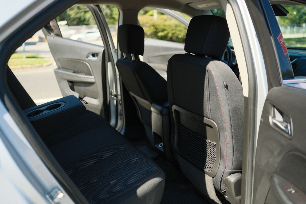 2017 Chevrolet Equinox Image 13