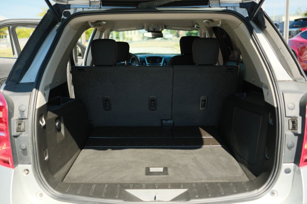 2017 Chevrolet Equinox Image 18