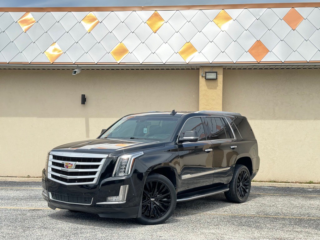 2017 Cadillac Escalade Image 4