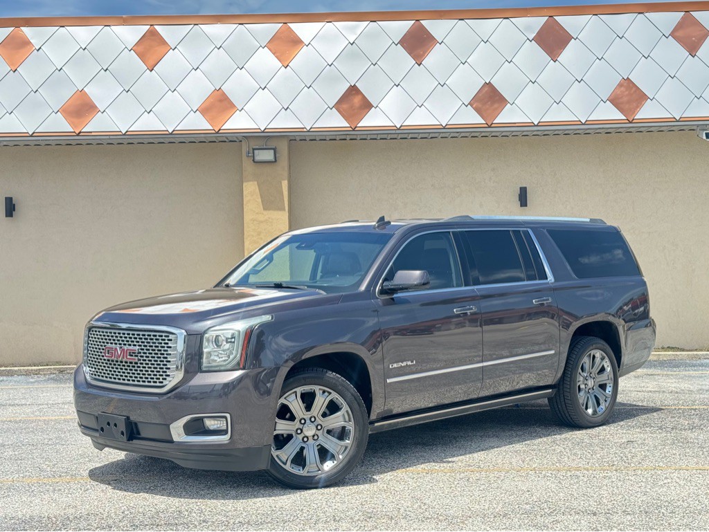 2016 GMC Yukon Image 2
