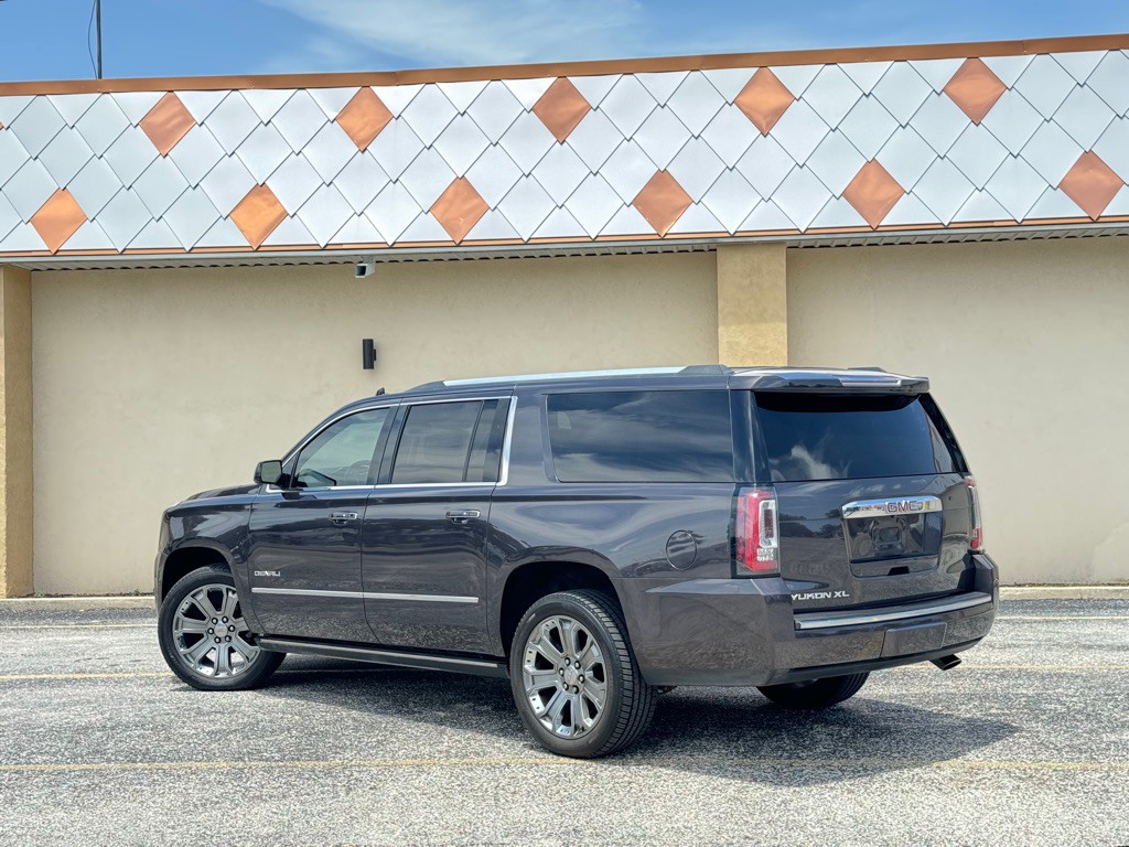 2016 GMC Yukon Image 5