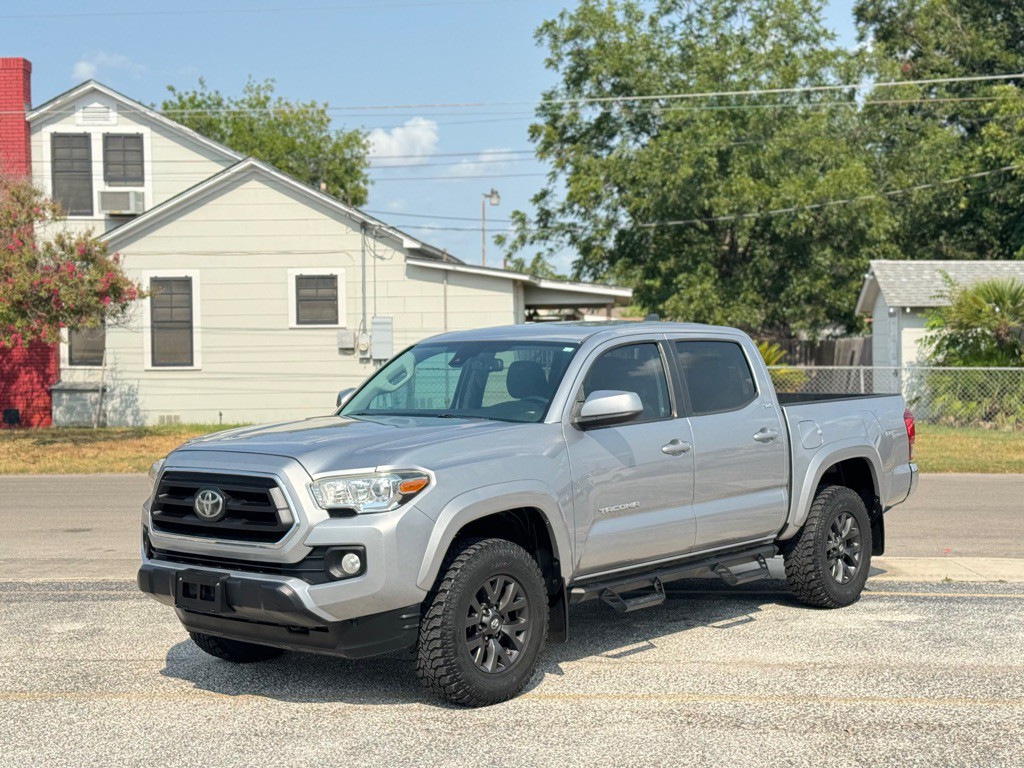 2020 Toyota Tacoma Image 2