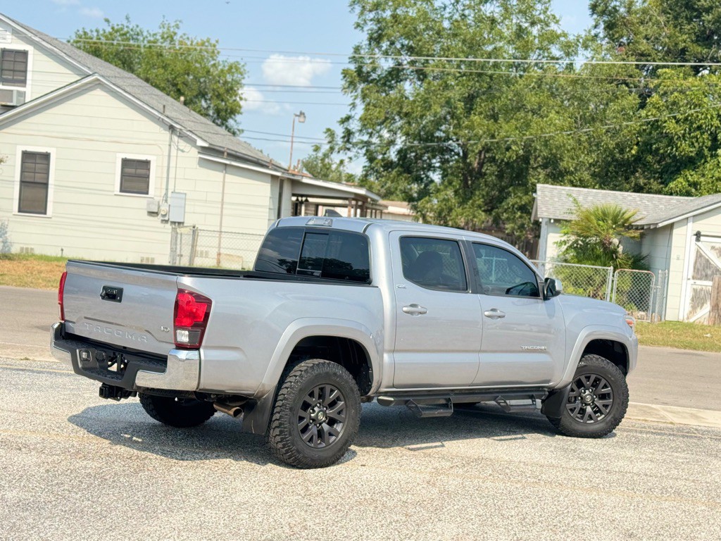 2020 Toyota Tacoma Image 6