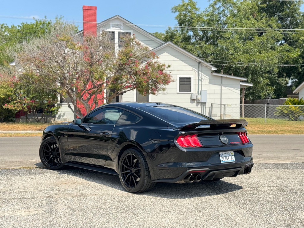2019 Ford Mustang Image 5