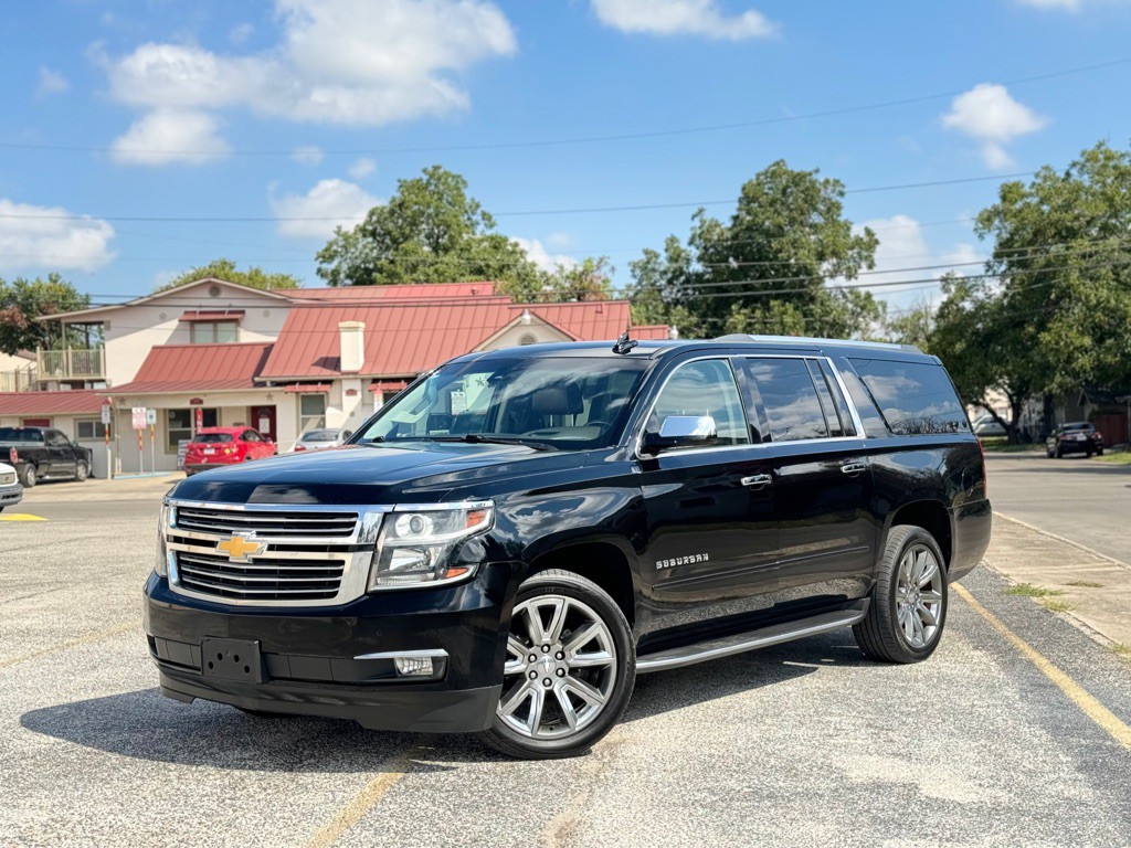 2018 Chevrolet Suburban Image 4