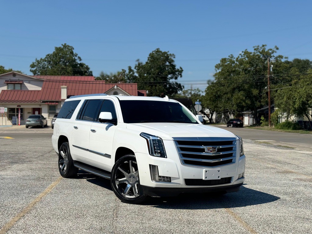 2018 Cadillac Escalade Image 4