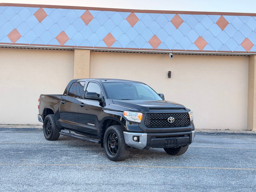 2016 Toyota Tundra Image 2