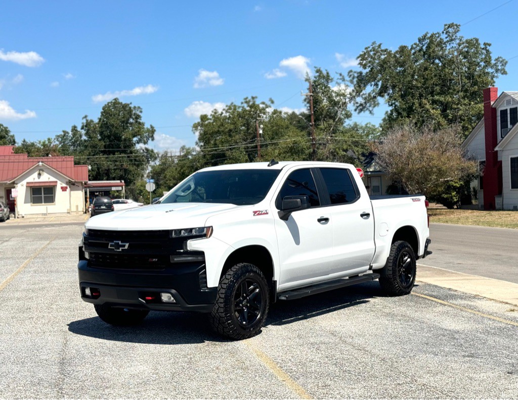 2021 Chevrolet Silverado 1500 Image 2