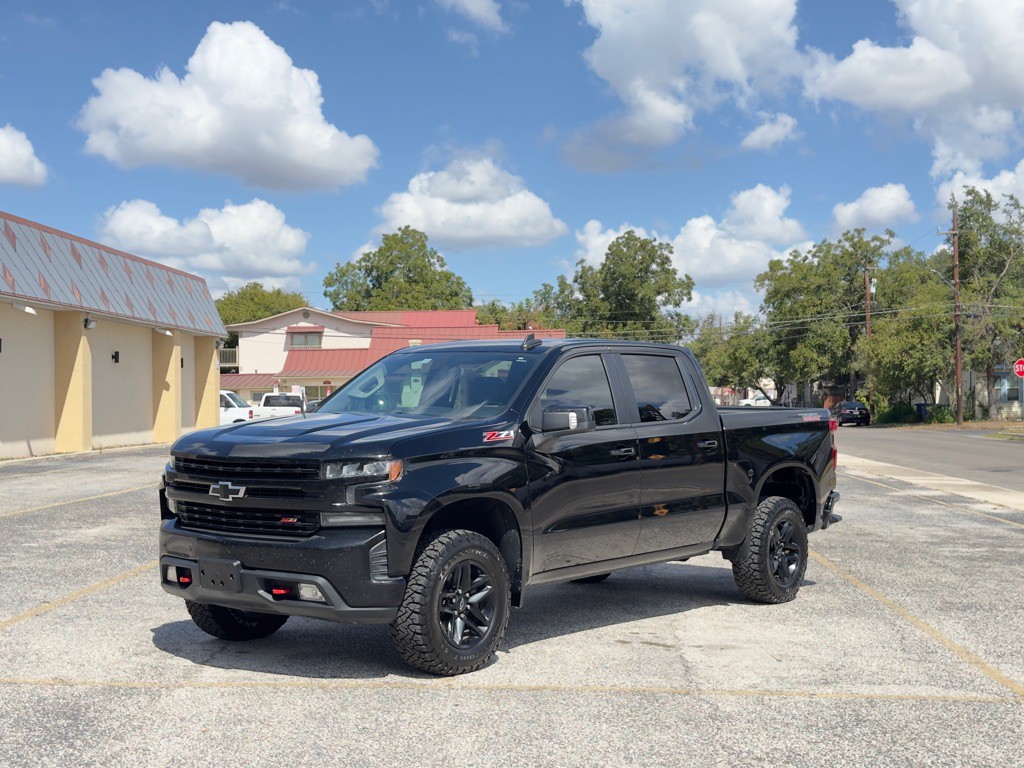 2019 Chevrolet Silverado 1500 Image 2