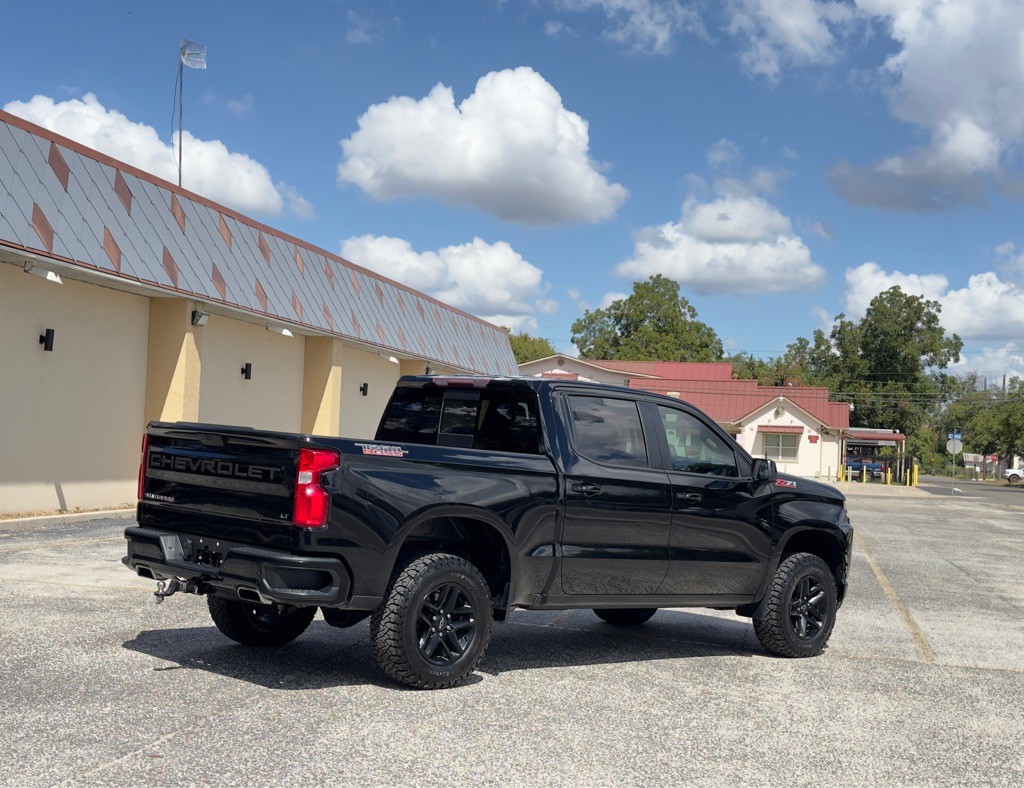 2019 Chevrolet Silverado 1500 Image 3