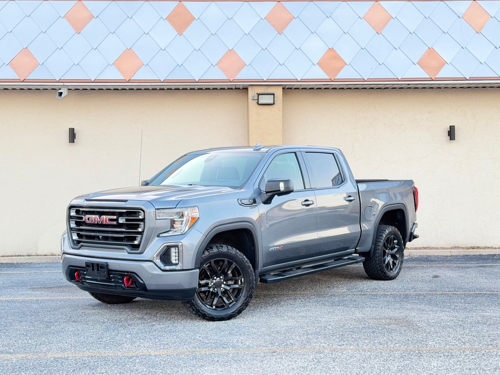 2020 GMC Sierra Image 2