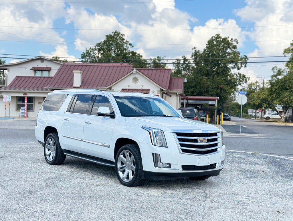 2016 Cadillac Escalade Image 4