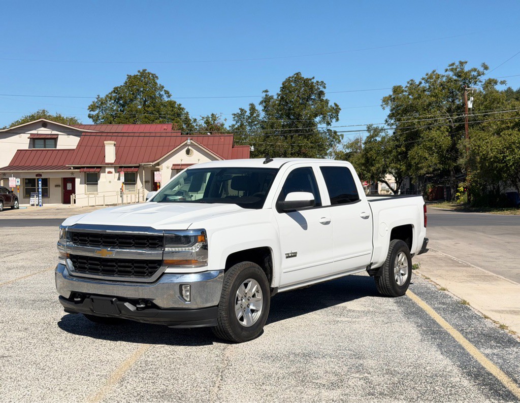 2018 Chevrolet Silverado 1500 Image 2