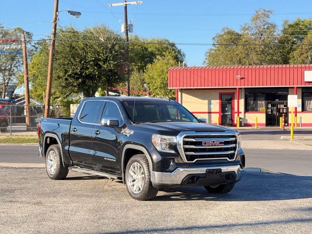 2020 GMC Sierra Image 2