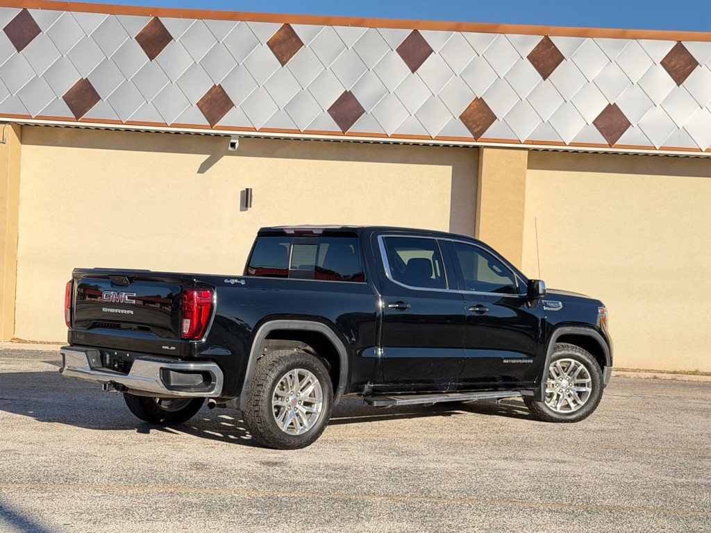 2020 GMC Sierra Image 3