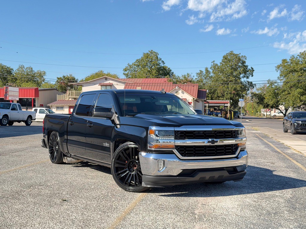 2017 Chevrolet Silverado 1500 Image 3