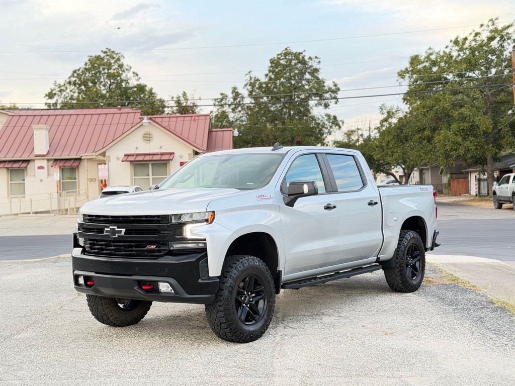 2021 Chevrolet Silverado 1500 Image 2