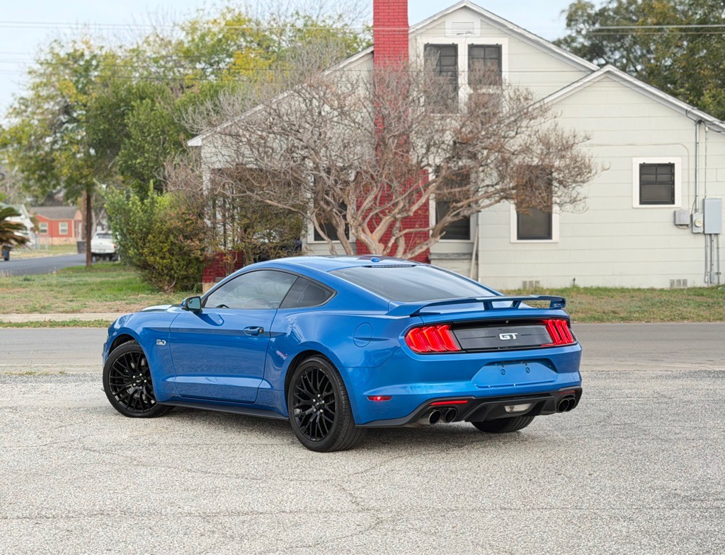 2019 Ford Mustang Image 6