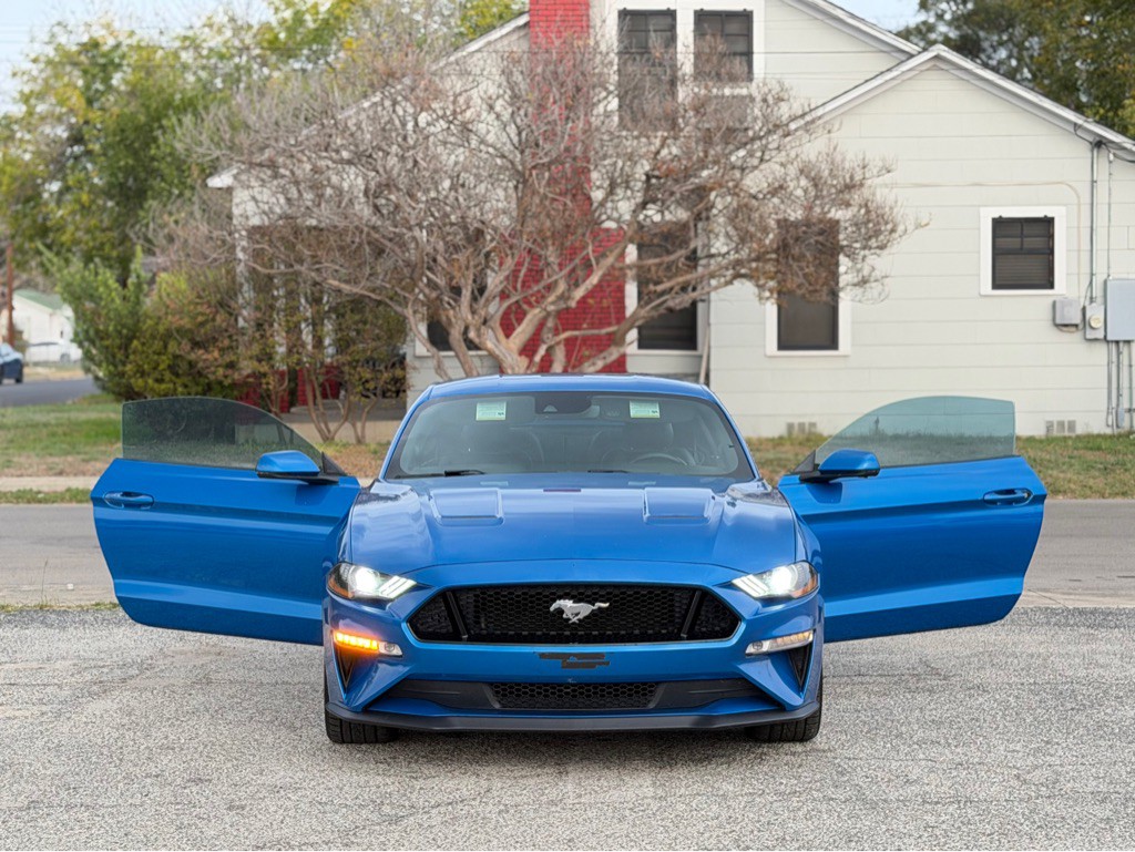 2019 Ford Mustang Image 7