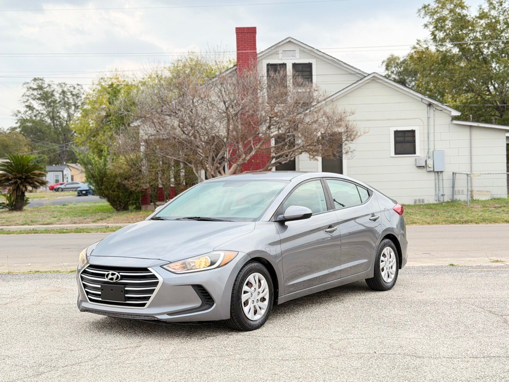 2018 Hyundai Elantra Image 4