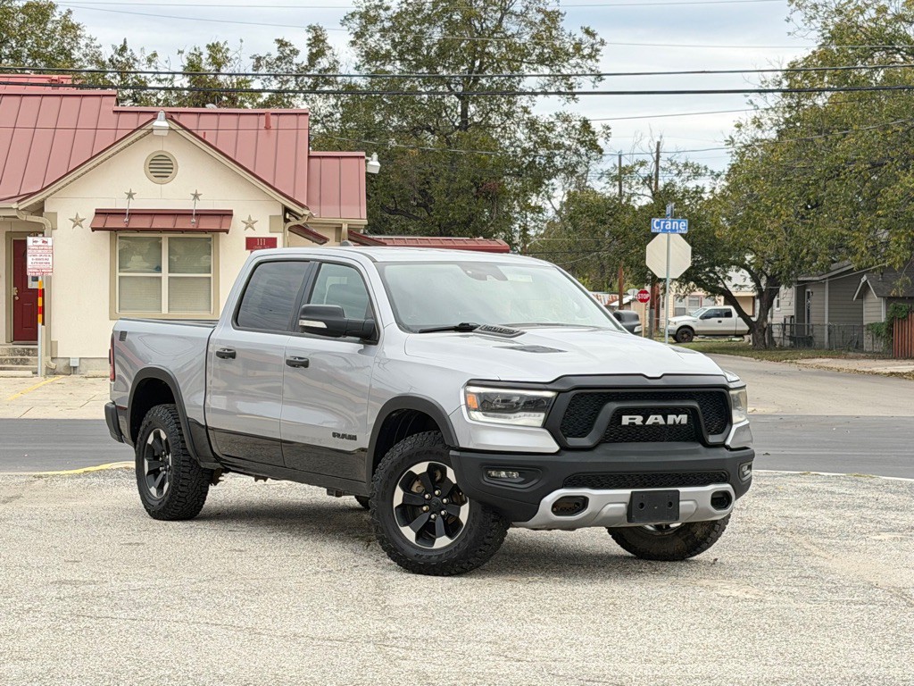 2021 RAM 1500 Image 2