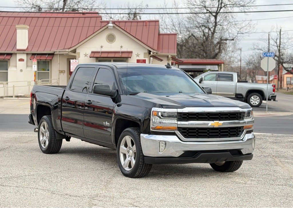 2018 Chevrolet Silverado 1500 Image 1