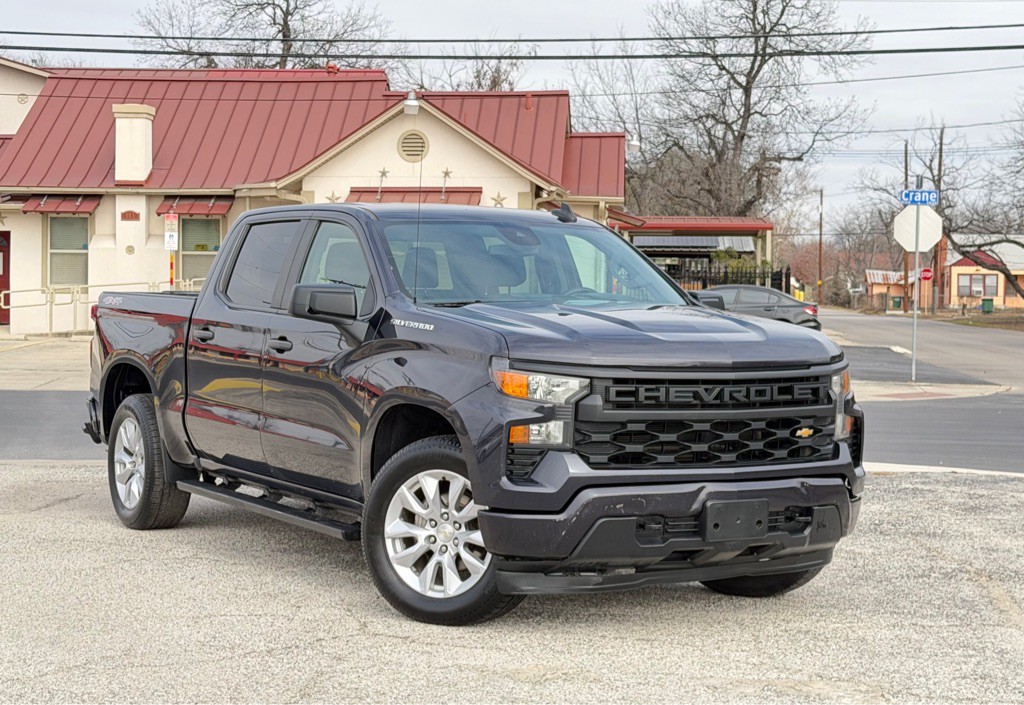2022 Chevrolet Silverado 1500 Image 1