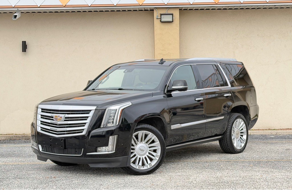 2017 Cadillac Escalade Image 4