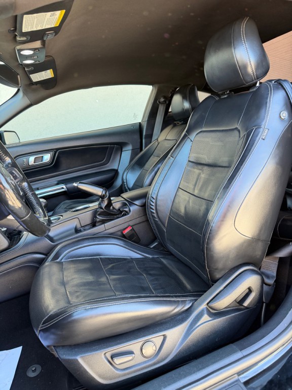 2020 Ford Mustang Image 6