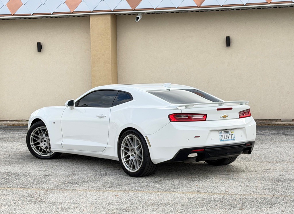 2016 Chevrolet Camaro Image 5