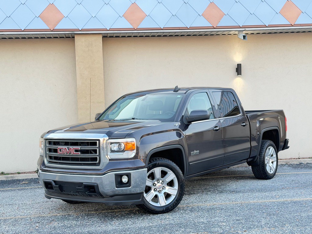 2015 GMC Sierra Image 2