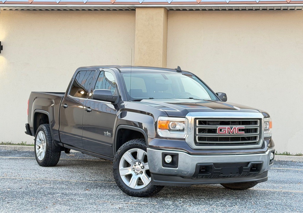 2015 GMC Sierra Image 4