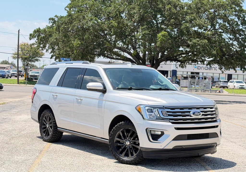 2019 Ford Expedition Image 1