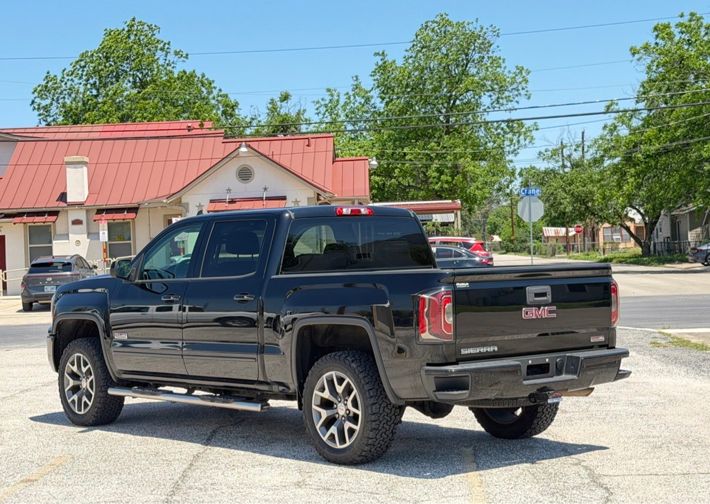 2017 GMC Sierra Image 5