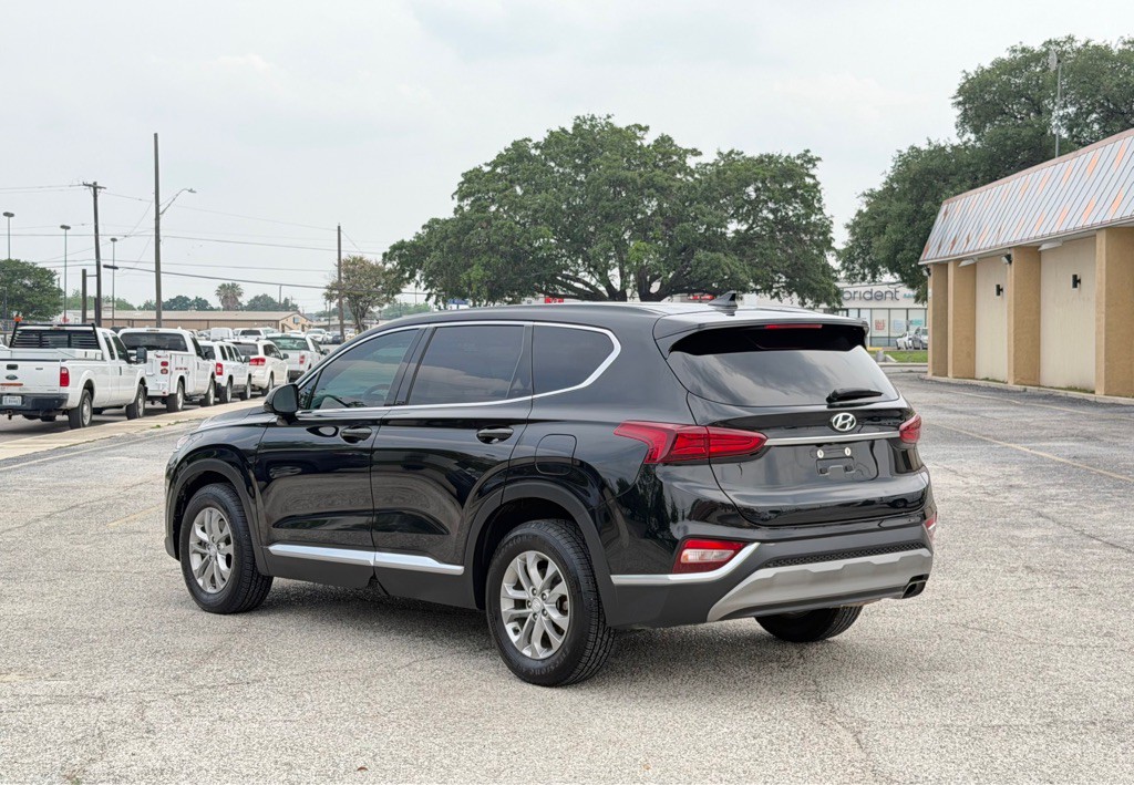 2020 Hyundai Santa Fe Image 6