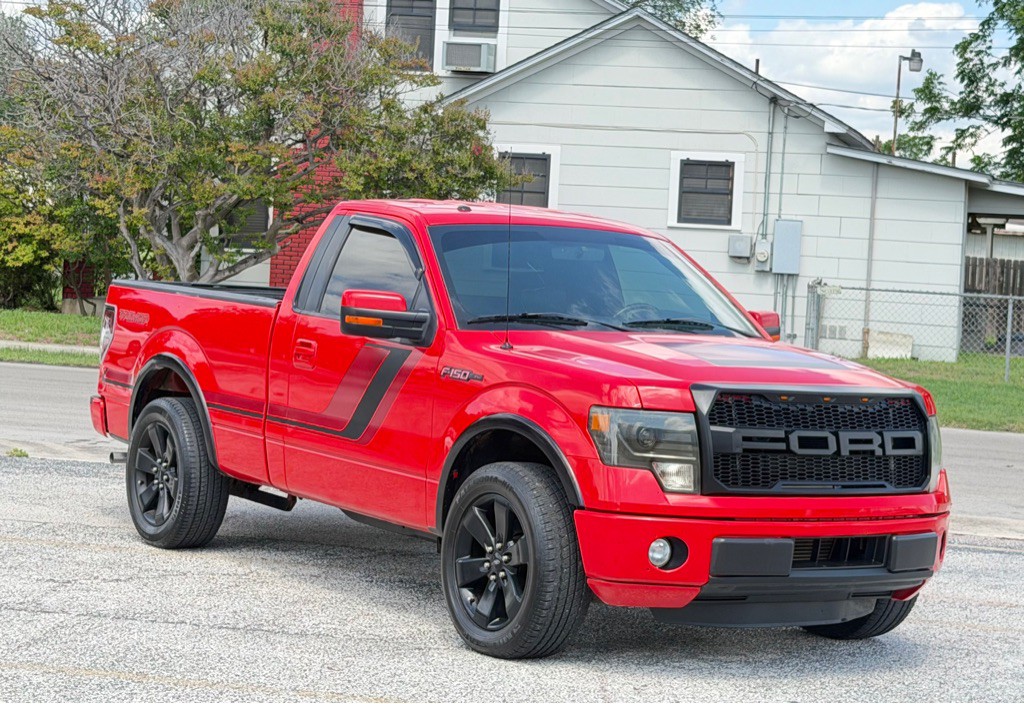 2014 Ford F-150 Image 2