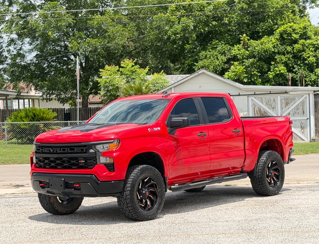 2022 Chevrolet Silverado 1500 Image 2