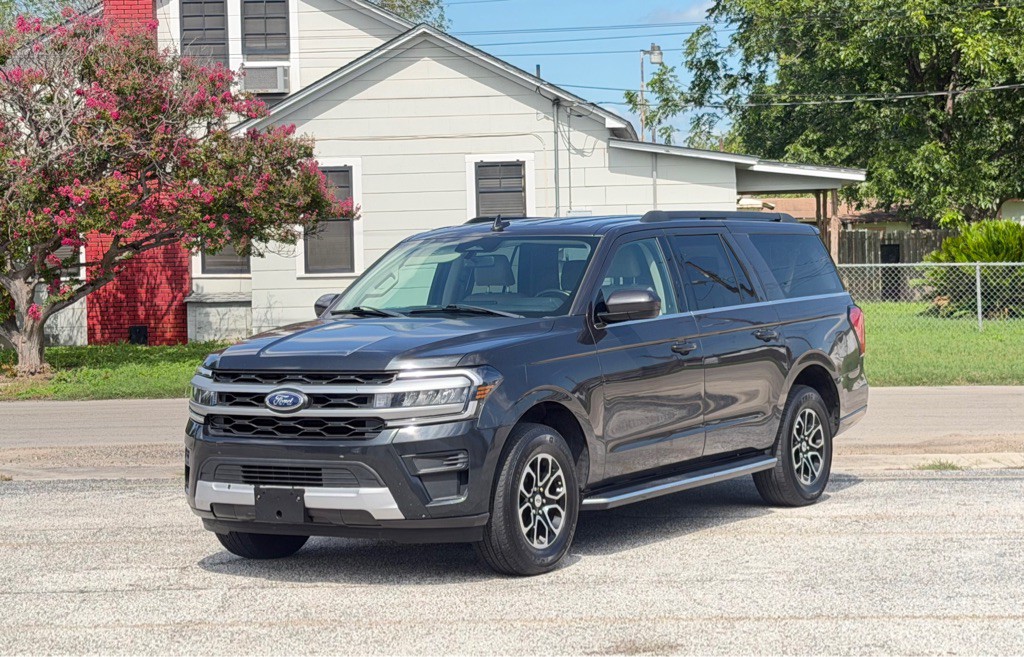 2022 Ford Expedition Image 3