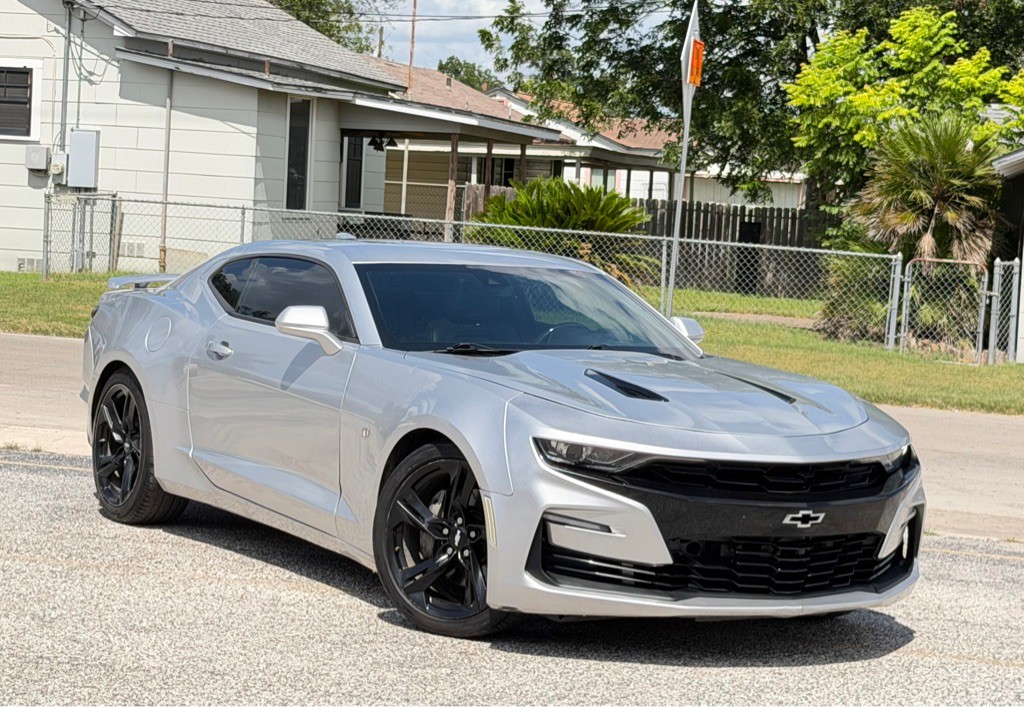 2019 Chevrolet Camaro Image 3